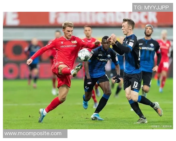 帕德博恩与汉堡的激烈对决谁能在赛场上笑到最后