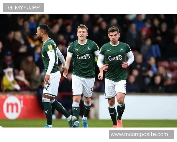 布流浪与普利茅的对决谁能在赛场上笑到最后