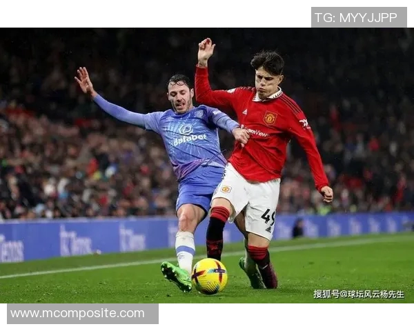 曼联与曼城激战正酣比赛直播精彩瞬间全程回顾与分析