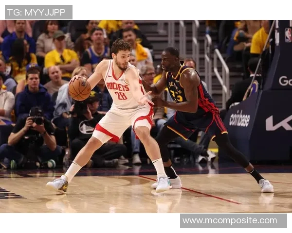 火箭与勇士激战回顾NBA经典对决比赛录像精彩瞬间解析