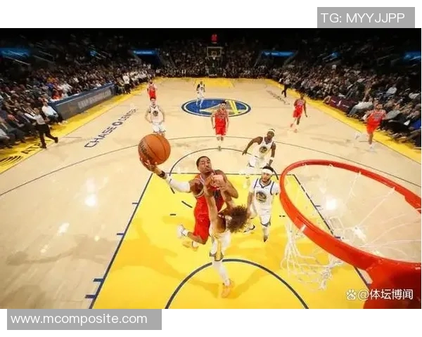 雷霆与骑士激战正酣篮球赛精彩回顾与精彩瞬间分析