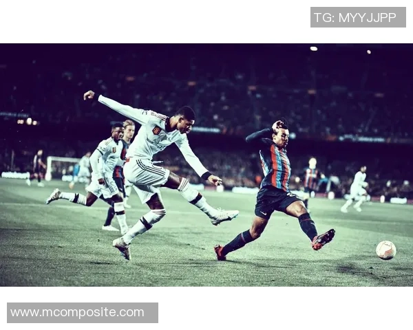 曼联与巴萨历史交锋回顾及两队辉煌成就分析