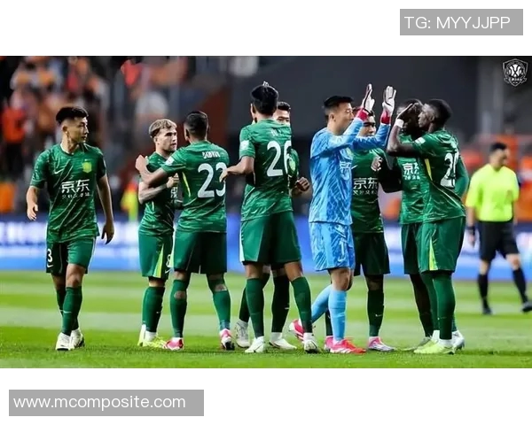 鲁能与国安赛场冲突引发球迷热议背后的深层次原因分析 鲁能与国安赛场冲突引发球迷热议背后的深层次原因分析