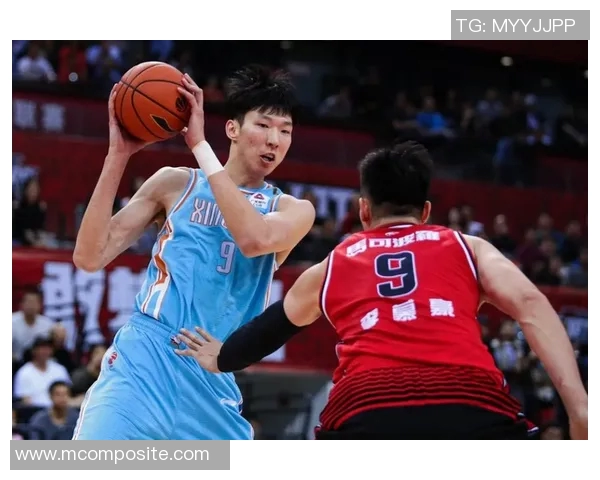 周琦在国际篮球舞台上的崛起与挑战：从青涩球员到顶尖中锋的奋斗历程